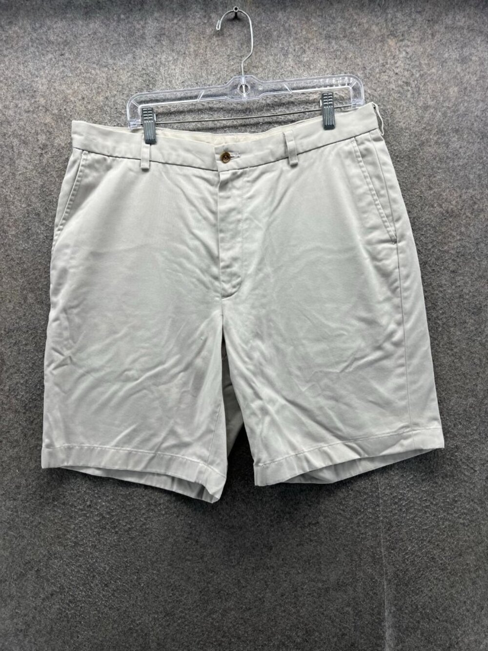 Brooks Brothers Advantage Shorts Mens 36 Beige Chino Flat Front Casual Summer